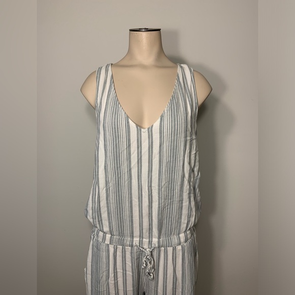 Anthropologie Cloth & Stone • Linen blend stripe jumpsuit - Picture 4 of 9